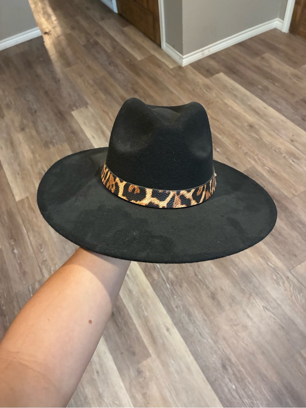Black Wide-Brim Fedora with Leopard Band - Women Accessories - Picture 1 of 4